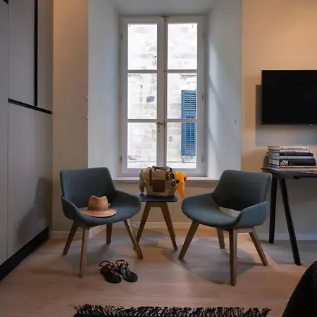 Luxury Sorgo Cerva - Old Town Appartamento